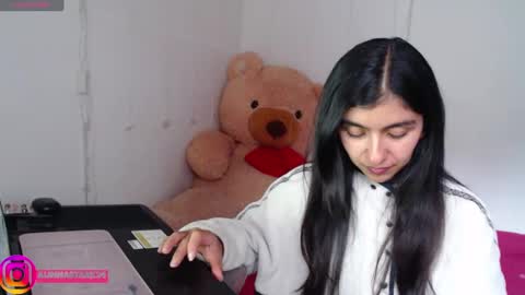 Snapshot of anahibrowns95 chatting on September 30, 2025, 7:52 pm Anahi Browns online show from September 30, 2025, 7:52 pm