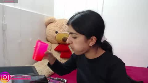 Anahi Browns online show from October 14, 2025, 7:47 pm