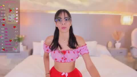 Snapshot of anahinclar chatting on June 18, 2026, 12:09 pm Anahin online show from June 18, 2026, 12:09 pm