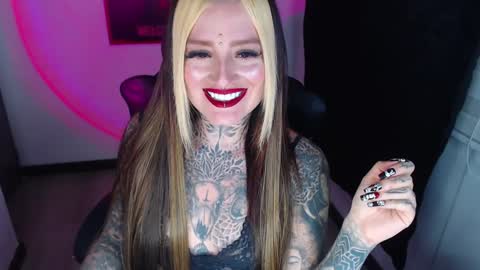 Snapshot of anai_gomez chatting on December 17, 2024, 10:11 pm Callme Mistress Ani online show from December 17, 2024, 10:11 pm