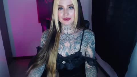 Snapshot of anai_gomez chatting on February 20, 2025, 9:53 pm Callme Mistress Ani online show from February 20, 2025, 9:53 pm