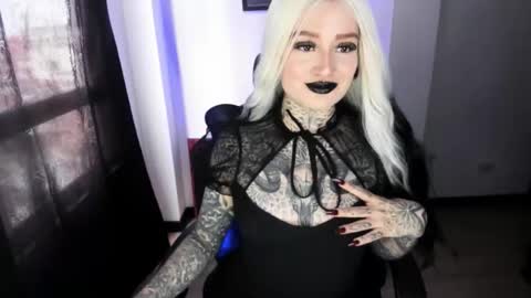  Callme Mistress Ani  online show from November 4, 2025, 6:51 pm