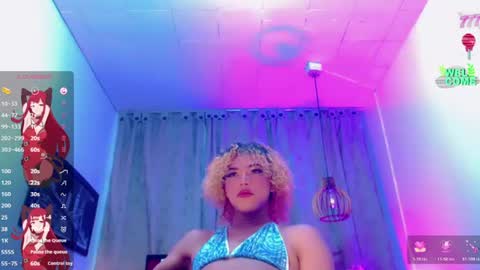 anais_velvet_ online show from June 15, 2026, 7:38 pm