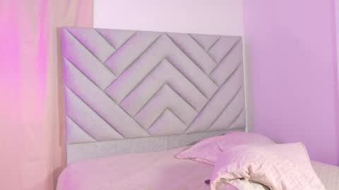 anaisdream_ online show from February 20, 2026, 6:10 am