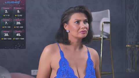 Anais online show from September 29, 2025, 3:44 am