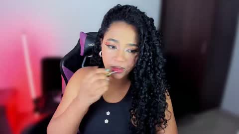      help me to get 100 thumps up  online show from December 22, 2024, 11:41 pm