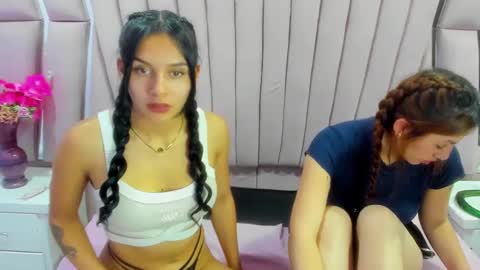 Snapshot of anales_deep_69 chatting on December 3, 2024, 4:06 pm AbbyAndAntonela online show from December 3, 2024, 4:06 pm