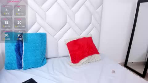 Snapshot of analia18_ chatting on November 7, 2025, 1:44 pm analia18 online show from November 7, 2025, 1:44 pm