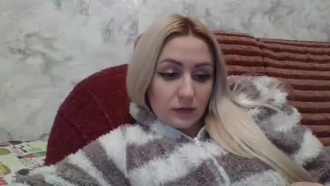 Snapshot of analqueen2024 chatting on December 7, 2024, 6:37 pm analqueen2024 online show from December 7, 2024, 6:37 pm