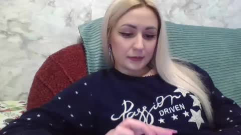 Snapshot of analqueen2024 chatting on January 22, 2025, 9:35 am analqueen2024 online show from January 22, 2025, 9:35 am
