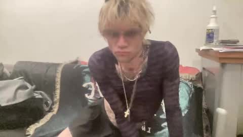 Snapshot of analyzethisxxx chatting on February 24, 2025, 10:48 am analyzethisxxx online show from February 24, 2025, 10:48 am
