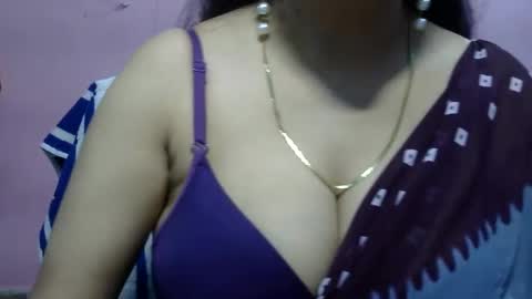 Snapshot of anamika794088 chatting on February 1, 2025, 2:24 pm anamika794088 online show from February 1, 2025, 2:24 pm
