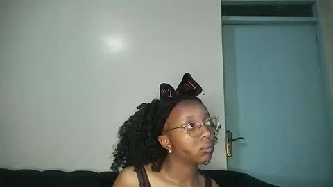 Snapshot of ananablossom chatting on October 30, 2025, 12:12 am Ananablossom online show from October 30, 2025, 12:12 am