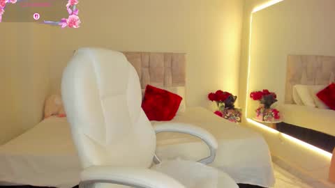 A N A  my connection hours are from 600 pm to 12 pm Colombian time online show from January 16, 2026, 10:47 pm