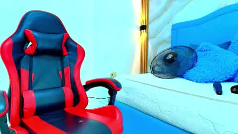 A N A P A U L A online show from February 19, 2026, 6:42 am