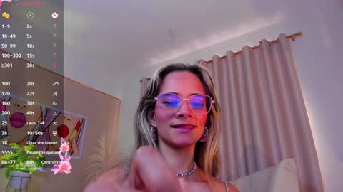 Snapshot of anaskinny chatting on December 29, 2024, 6:16 pm Ana online show from December 29, 2024, 6:16 pm