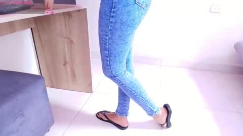 anastasia online show from February 17, 2026, 4:24 pm