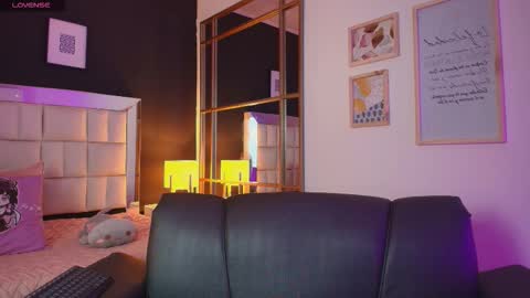 Anastasia  online show from November 8, 2025, 7:12 pm