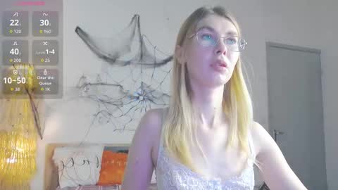 Anastasia online show from November 4, 2025, 6:23 am