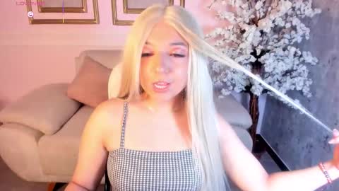 Ana online show from September 29, 2025, 8:13 pm