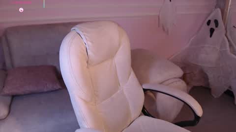 Ana online show from October 9, 2025, 9:57 pm