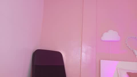 Snapshot of anavicc__ chatting on October 23, 2025, 10:14 am Kendra online show from October 23, 2025, 10:14 am