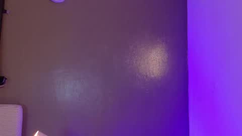 Snapshot of anavicc__ chatting on November 25, 2025, 10:26 am Kendra online show from November 25, 2025, 10:26 am