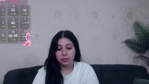 Snapshot of anaysdivine chatting on September 23, 2025, 2:58 am Anays online show from September 23, 2025, 2:58 am