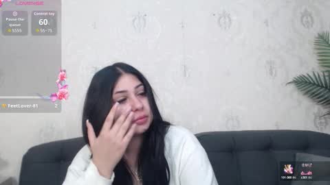 Anays online show from October 3, 2025, 3:47 am