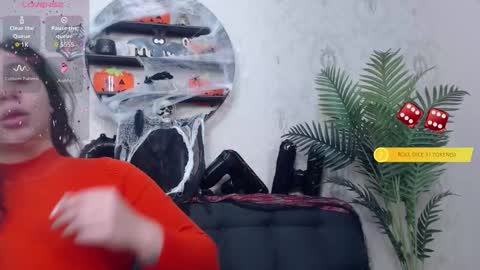 Anays online show from October 31, 2025, 4:02 am