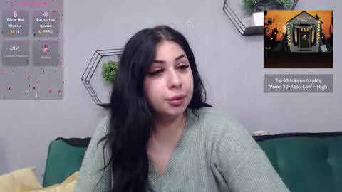 Anays online show from November 3, 2025, 4:03 am