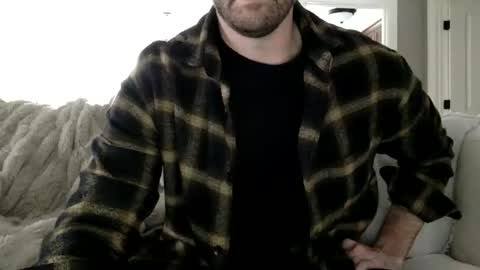 Snapshot of andees222 chatting on February 20, 2026, 10:43 pm Andees222 online show from February 20, 2026, 10:43 pm