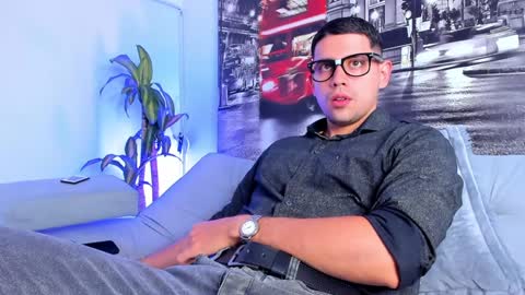 Snapshot of ander_perez chatting on January 22, 2025, 1:42 pm ANDER online show from January 22, 2025, 1:42 pm