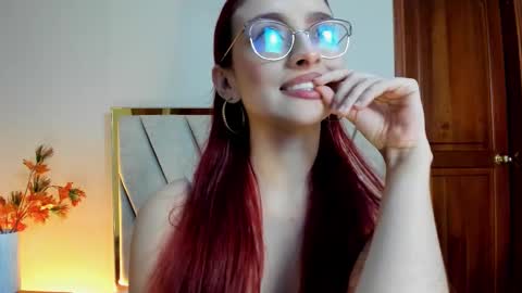 Snapshot of andracyruss chatting on January 17, 2026, 12:26 am Andra Cyrus online show from January 17, 2026, 12:26 am