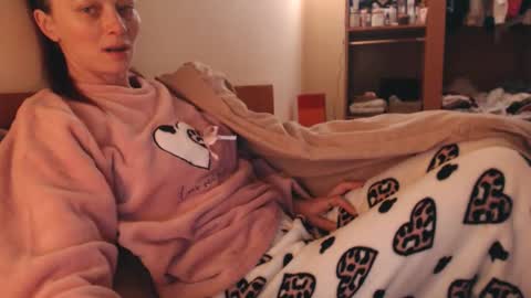 Andra online show from January 5, 2026, 5:27 pm