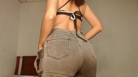 A l e online show from April 7, 2026, 3:18 am