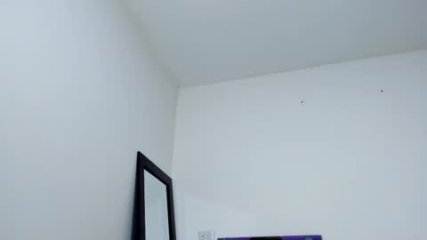 Andrea Cherry online show from November 19, 2025, 2:28 pm