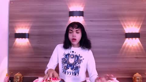 Andres Gil online show from September 8, 2025, 3:33 pm