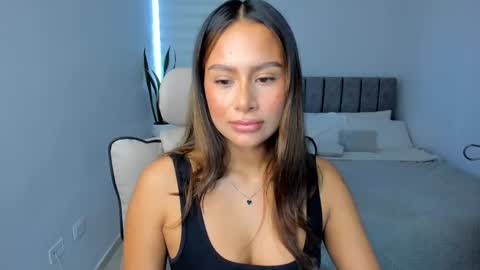 Snapshot of andrea_martini_ chatting on February 20, 2025, 10:04 pm andrea online show from February 20, 2025, 10:04 pm