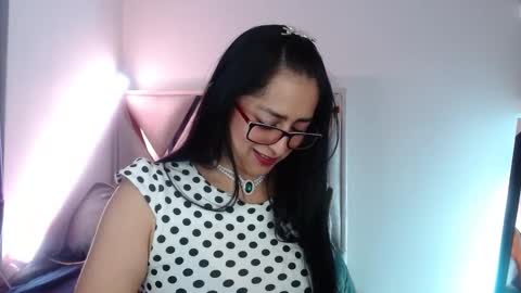 Snapshot of andrea_sexx_ chatting on December 10, 2024, 11:19 pm Andrea online show from December 10, 2024, 11:19 pm