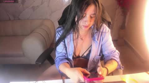 andrea_tasty_tf online show from January 6, 2026, 12:53 pm