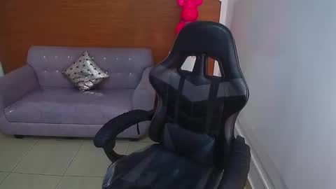 Andrea online show from March 7, 2025, 4:33 pm