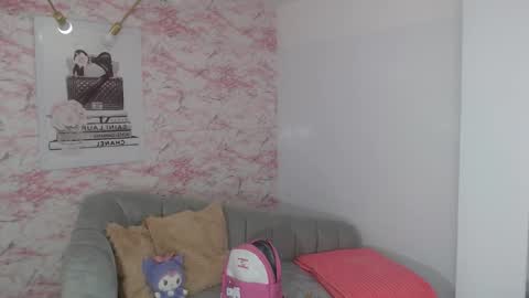 Andrea online show from November 11, 2025, 1:22 pm