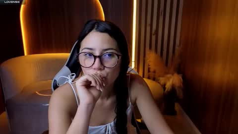 Snapshot of andrea_tx chatting on February 17, 2026, 12:45 pm andrea_tx online show from February 17, 2026, 12:45 pm