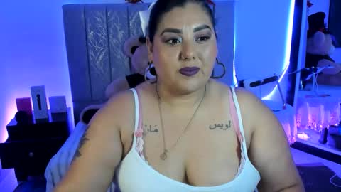 andreaakinky online show from December 18, 2025, 8:09 am