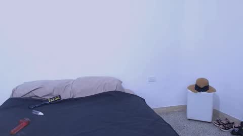 Andrea online show from October 24, 2025, 7:43 pm