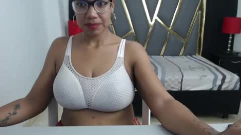 ANDREA online show from August 3, 2026, 1:16 pm
