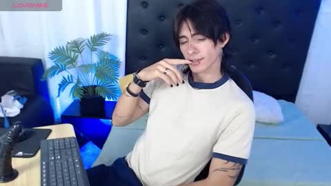 Andrey online show from November 19, 2025, 1:44 pm