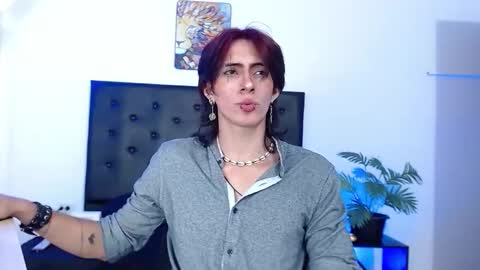 Andrey online show from December 5, 2025, 1:42 pm