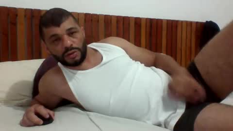 andreloko123 online show from January 29, 2025, 1:37 am